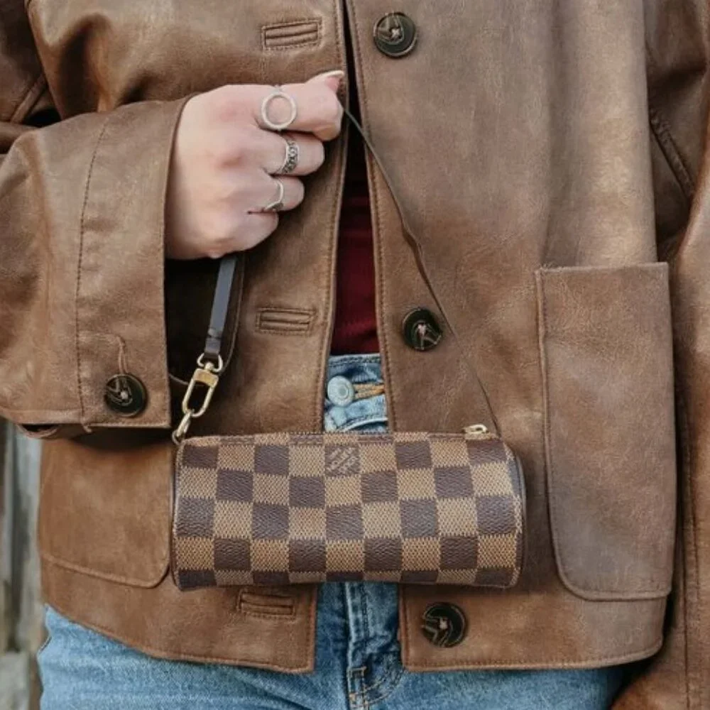 Louis Vuitton Damier Ebene Pouchette - Picture 1 of 11